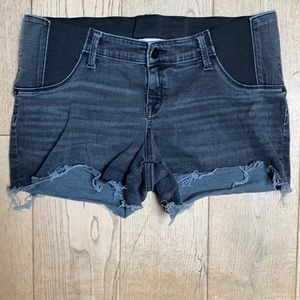 Black maternity shorts